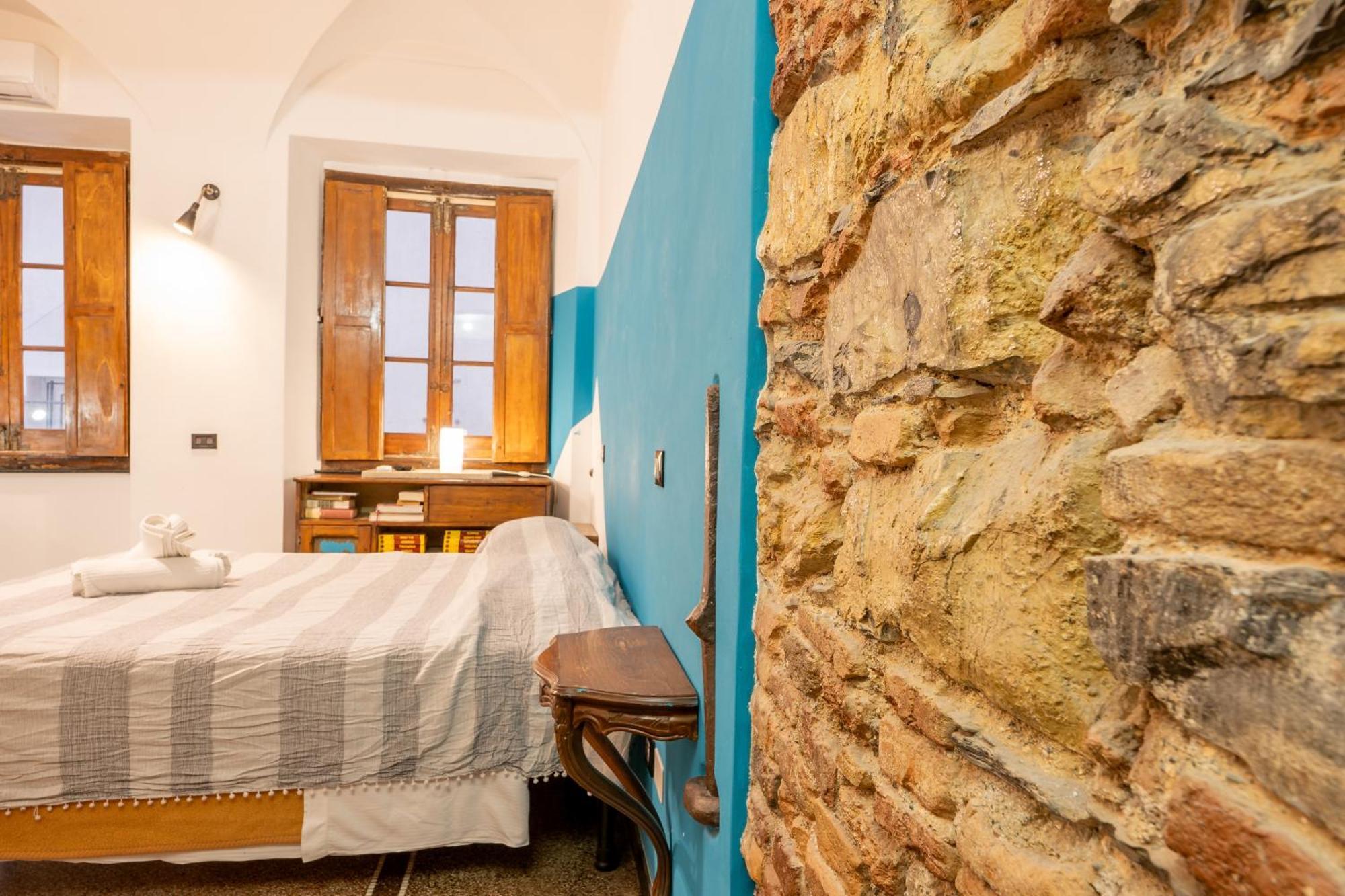 Lovingenoa Old Stone Apartment Exterior photo